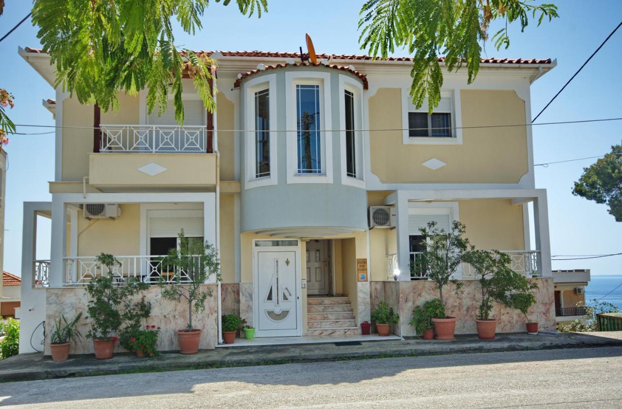 Athanasia Studios Патитири Екстериор снимка